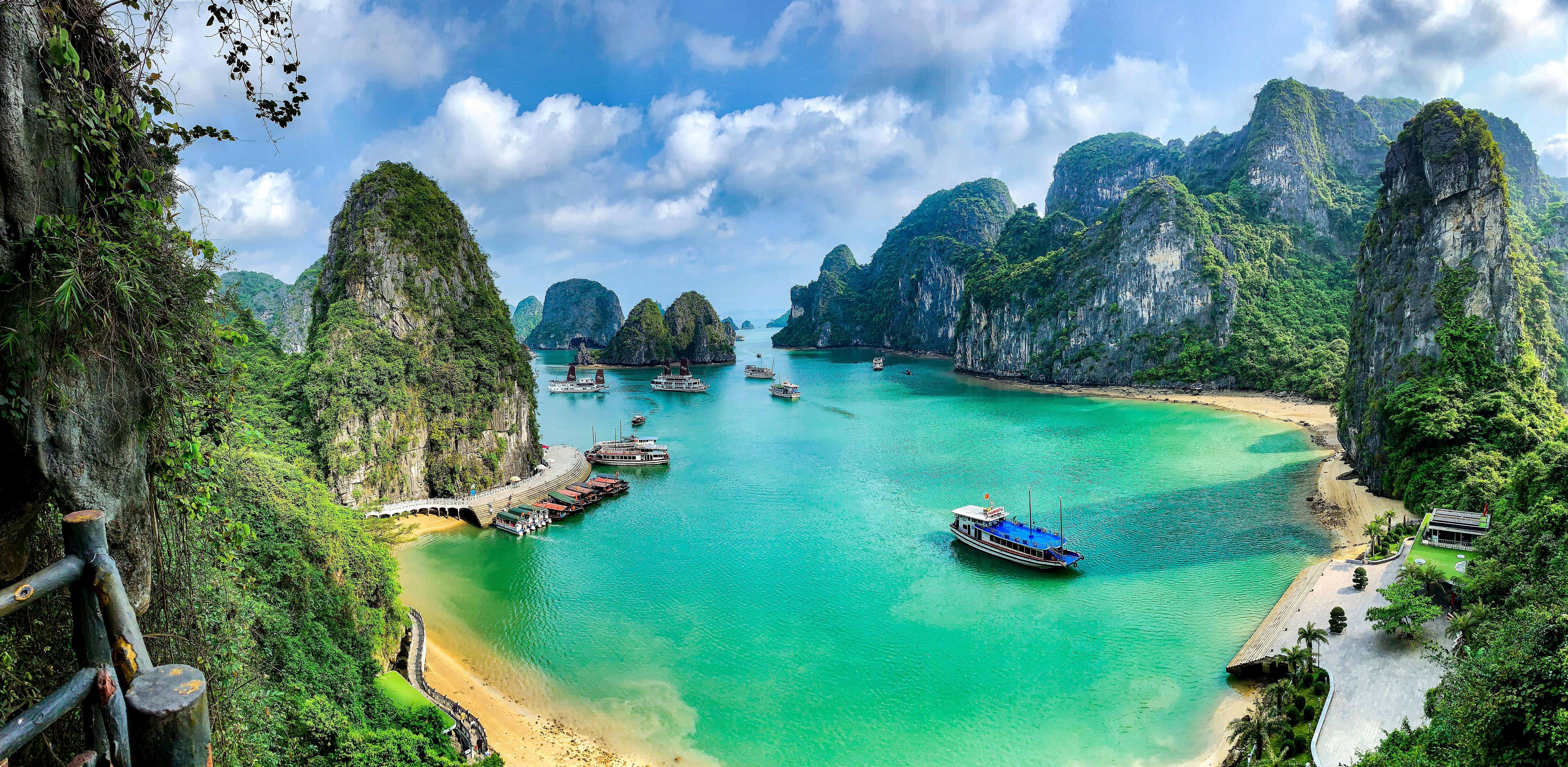 Vietnam Coast & Island Escape