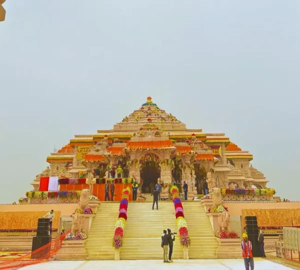 Ayodhya with Chhapaiya & Lucknow