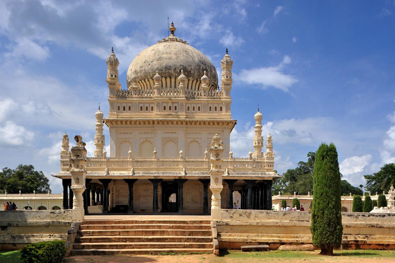 Mysore, Ooty & Kodaikanal Hill Station Tour